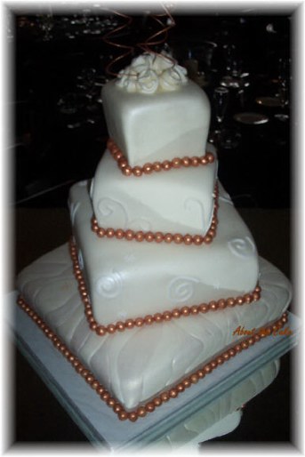 unique square wedding cakes