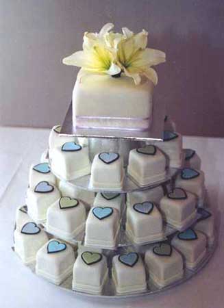 unique square wedding cakes